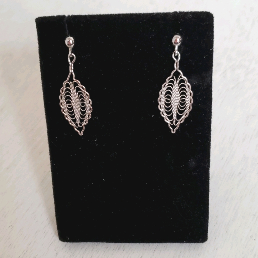 Vintage Silver Drop Leaf Swirl Earrings